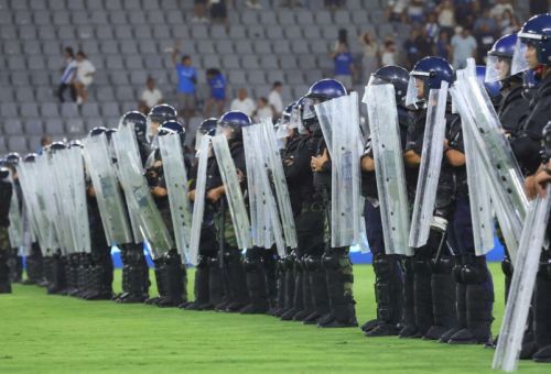 Στο νοσοκομείο ο ένας συλληφθέντας για τ...